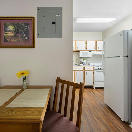 Affordable Suites Миртл-Бич Экстерьер фото